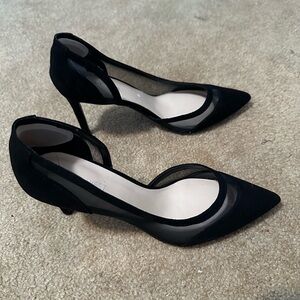 Nine West size 9 suede heels